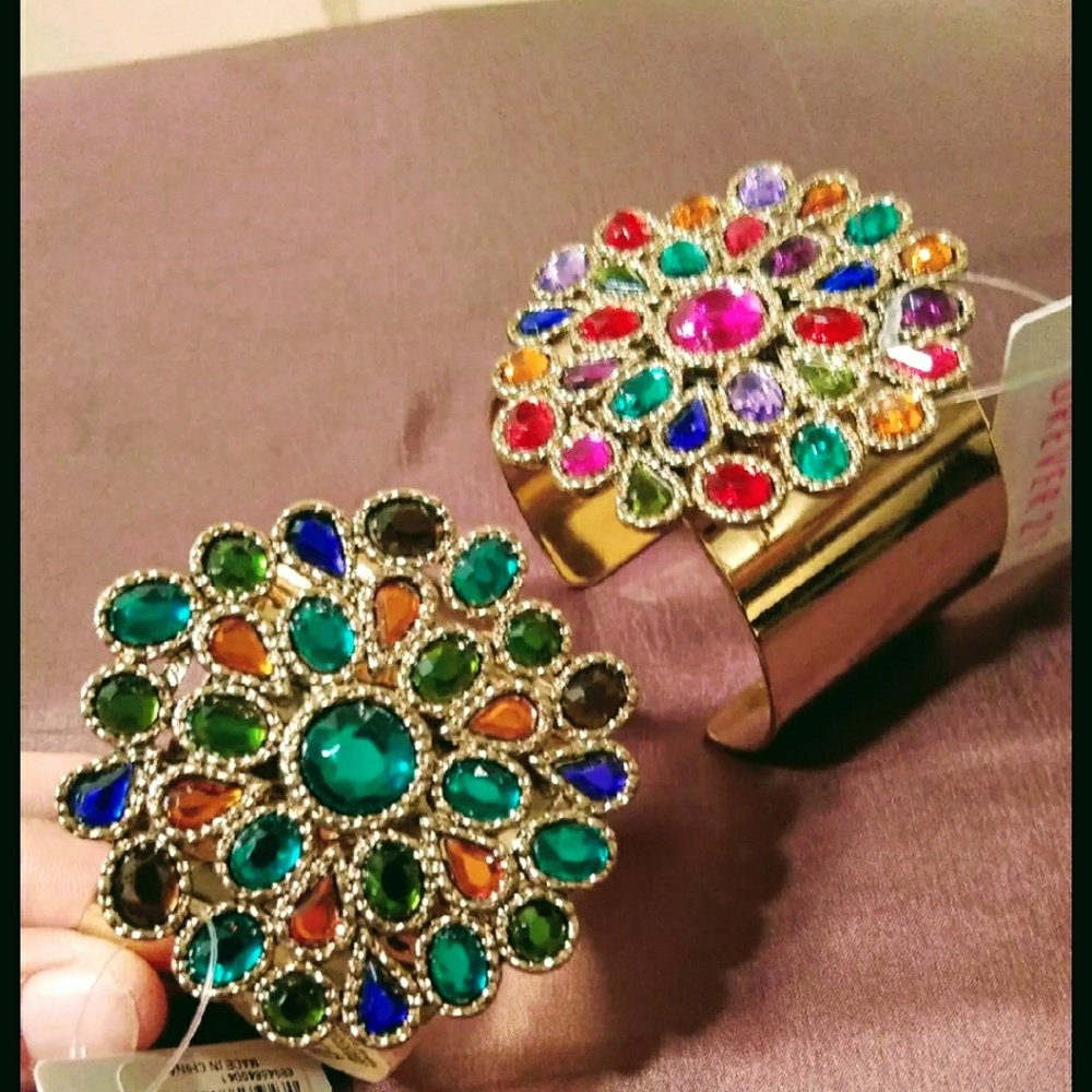 Set of 2 New Cuff Bangle Braclets